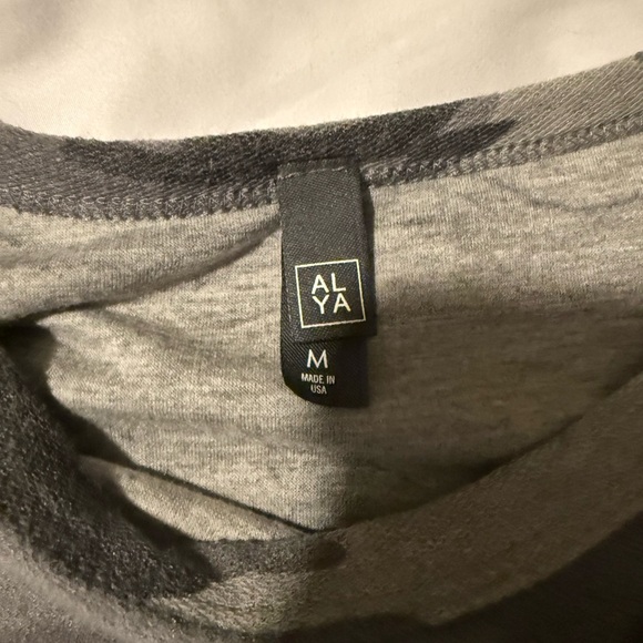 Alya Gray Camo Long Sleeve Dress - Picture 2 of 2